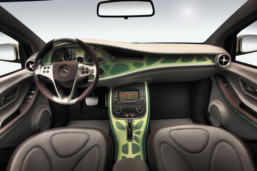  Mercedes-Benz BlueZERO Modular Concept 2009 года  (фото 17 из 61)